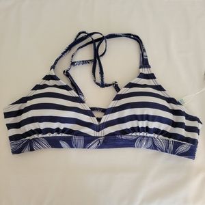 Aqua Quint Soul / Lycra X back Top Size M